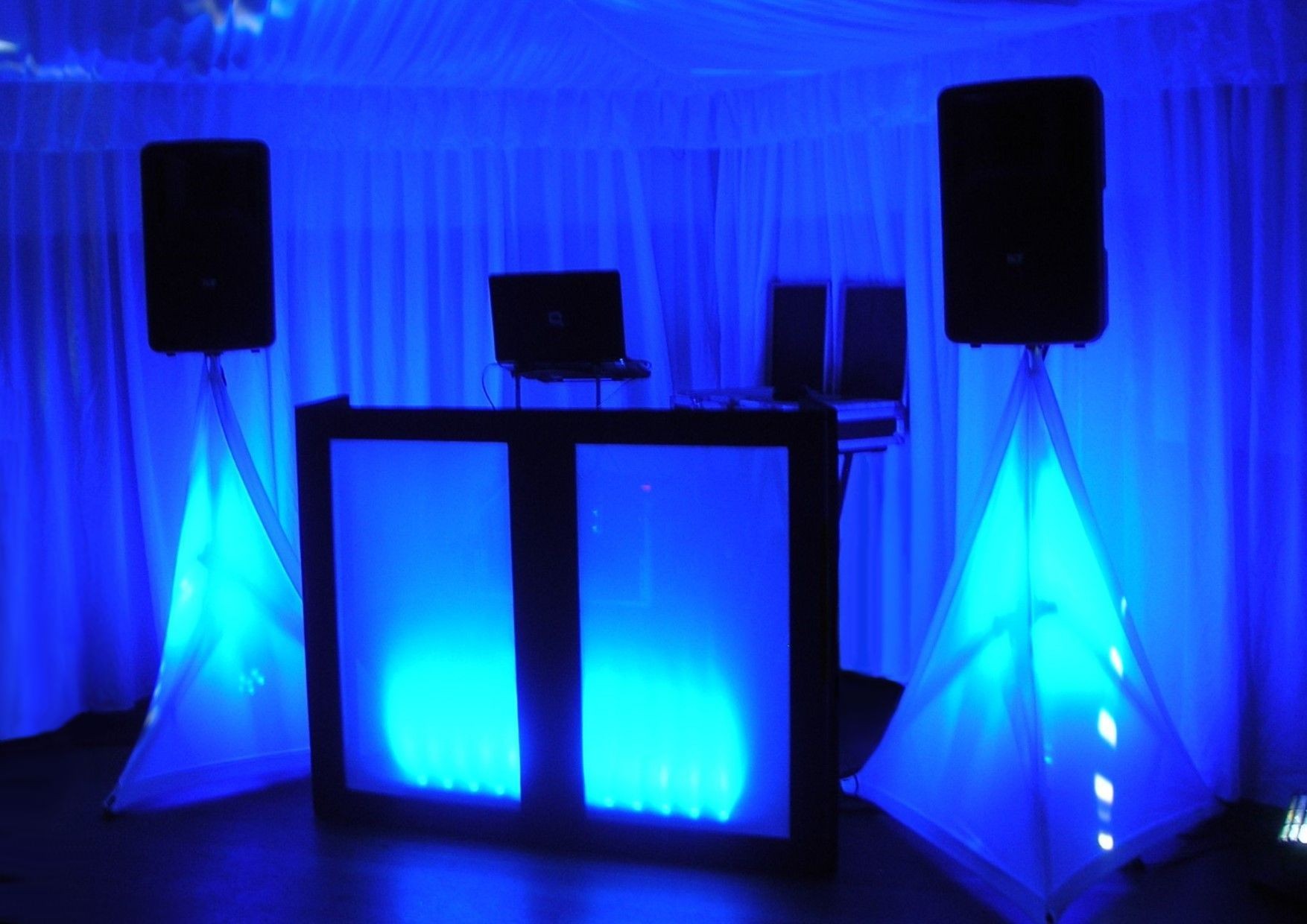 DJ for a Wedding Celebration, Birthday Party or Xmas Party DJ for a Wedding Celebration, Birthday Party or Xmas Party